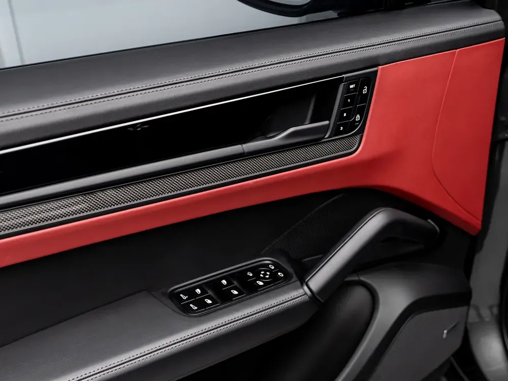 SUMMER STARTS NOW | EXCLUSIVE DEAL BY BLACKLINE, January 2027 Porsche Warranty, Low KMs, GCC - Image 19