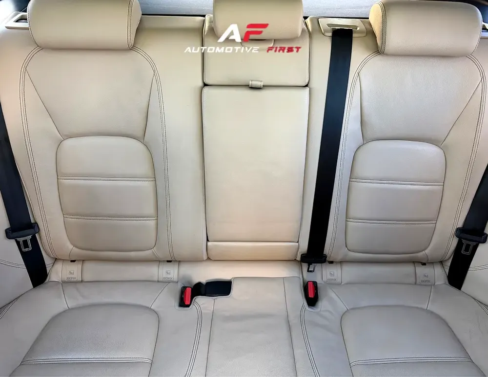 2018 Jaguar F-Pace 25T | Stunning Condition | GCC Specs - Image 9