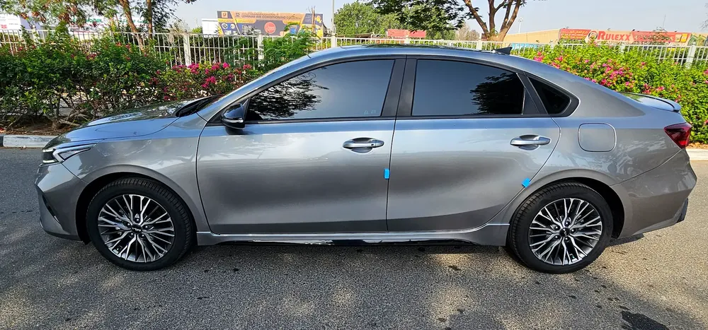 KIA CERATO GT LINE FULL 0PTION MODEL 2024 G.C.C KM 29000 ONLY F.S.H ACCIDENT FREE - Image 5
