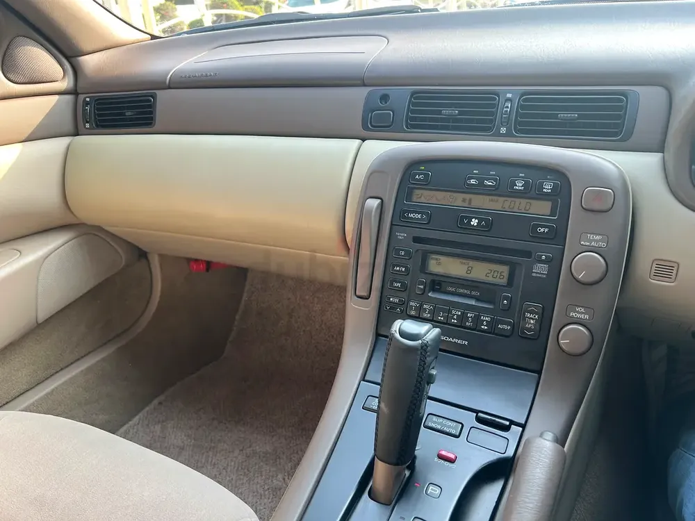 Toyota Soarer GT-T - Image 18