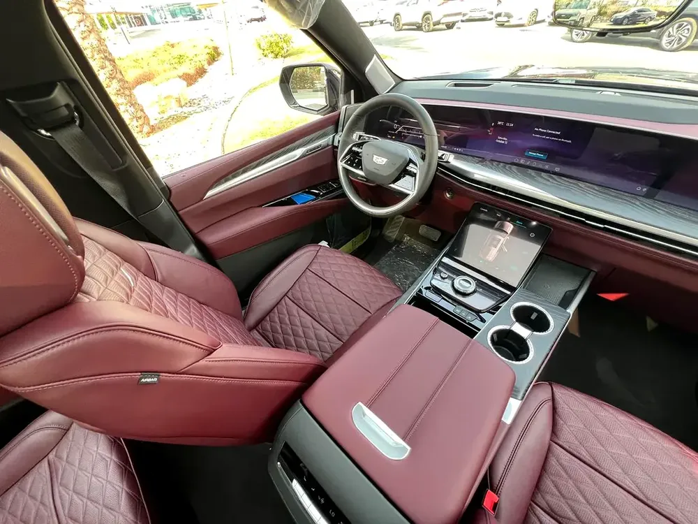 !! 2025 !! Cadillac | Escalade |  Sport | GCC | Under Dealers Warranty And Service Contract - Image 13