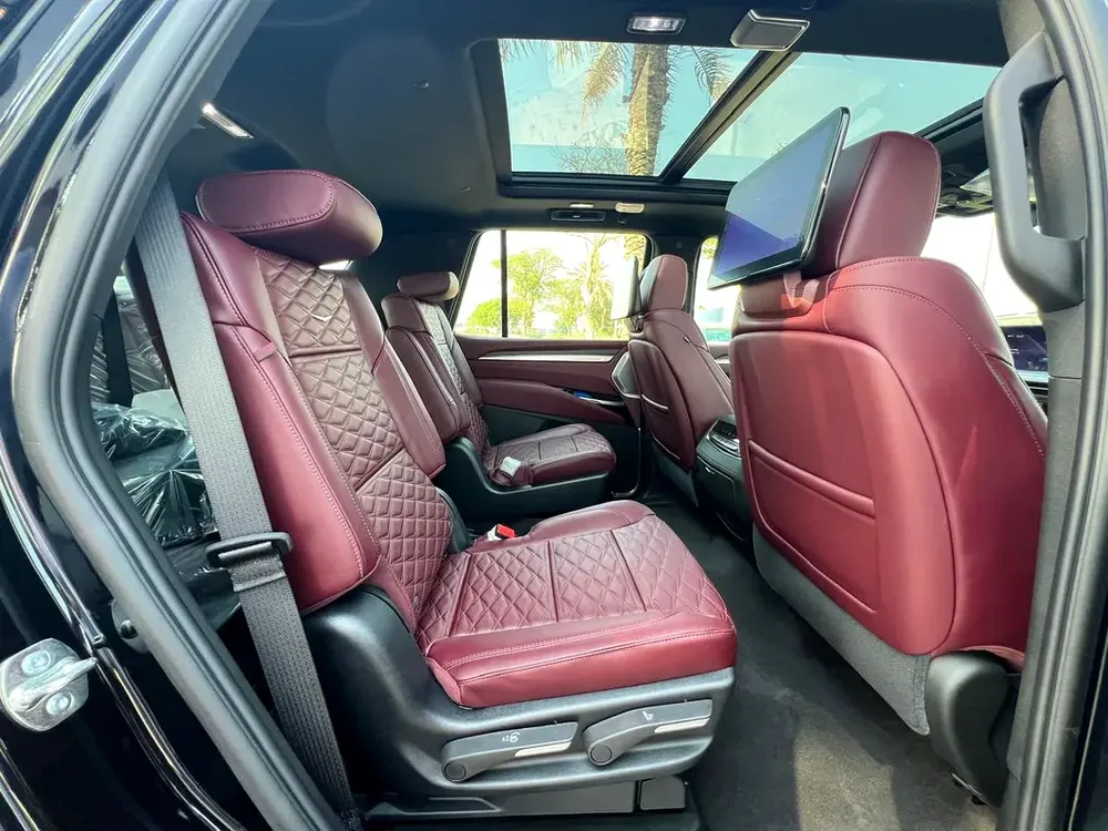 !! 2025 !! Cadillac | Escalade |  Sport | GCC | Under Dealers Warranty And Service Contract - Image 15
