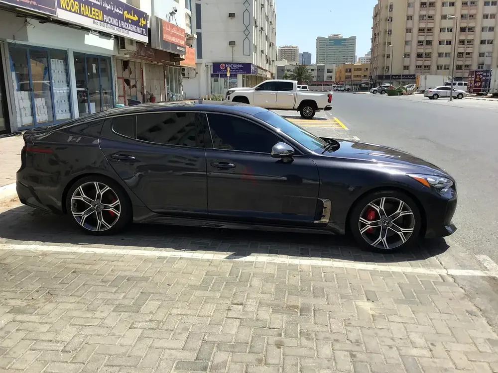Kia Stinger GT  3.3L Twin Turbocharger V6 - Image 4
