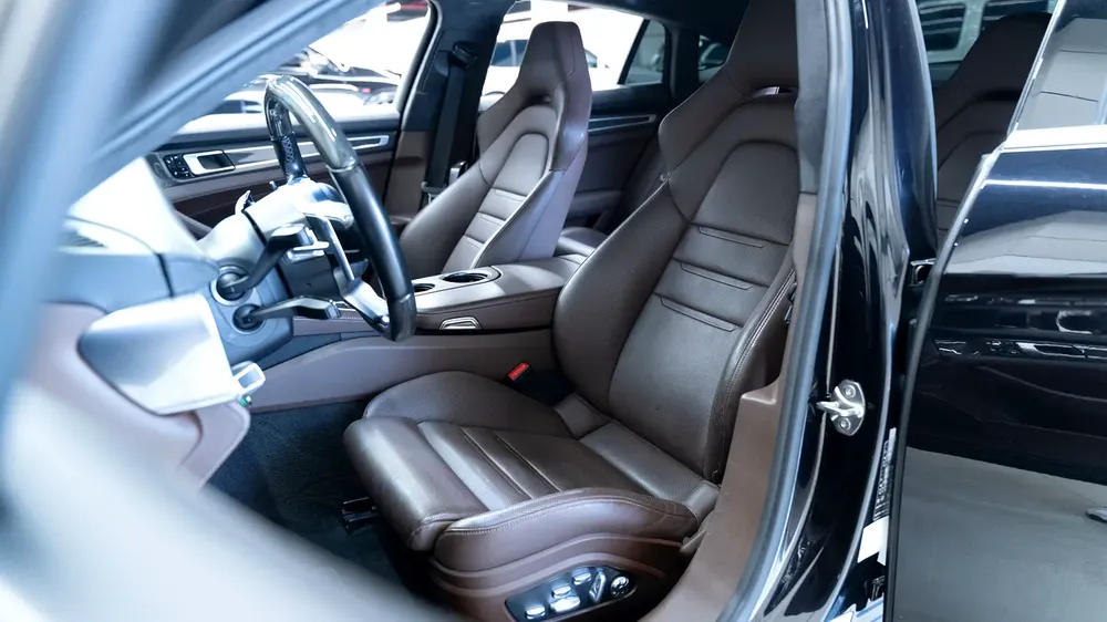 2018 Porsche Panamera Turbo - Japanese Specs - Image 12