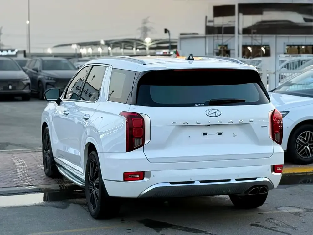Hyundai Palisade Limited 2021 - Korean Specs - Excellent Condition - Image 5