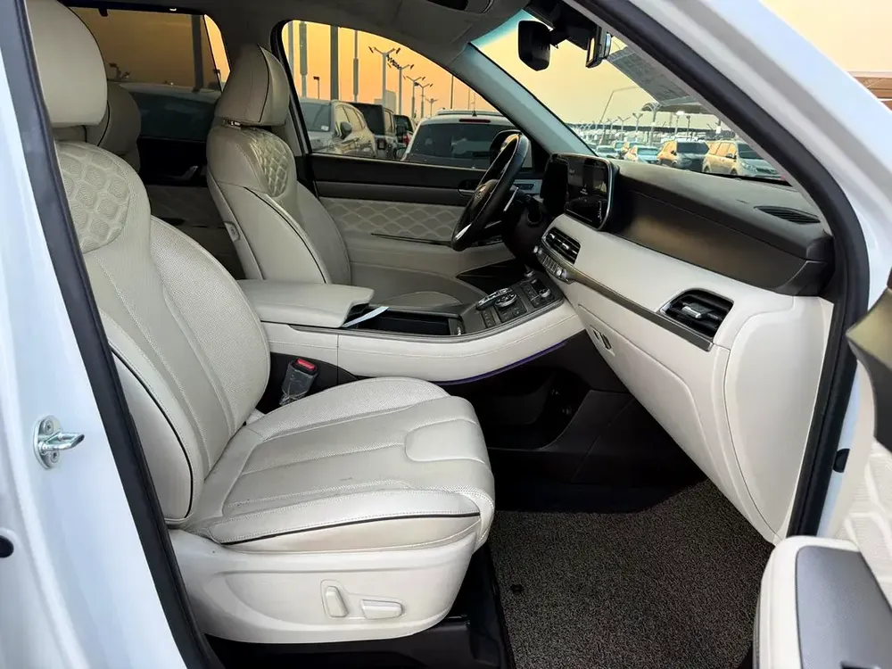 Hyundai Palisade Limited 2021 - Korean Specs - Excellent Condition - Image 9