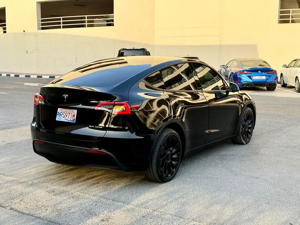 2024 TESLA Y DUAL MOTOR AUTO PILOT LONG RANGE 360 CAMERAS CANADA SPEC - Image 6