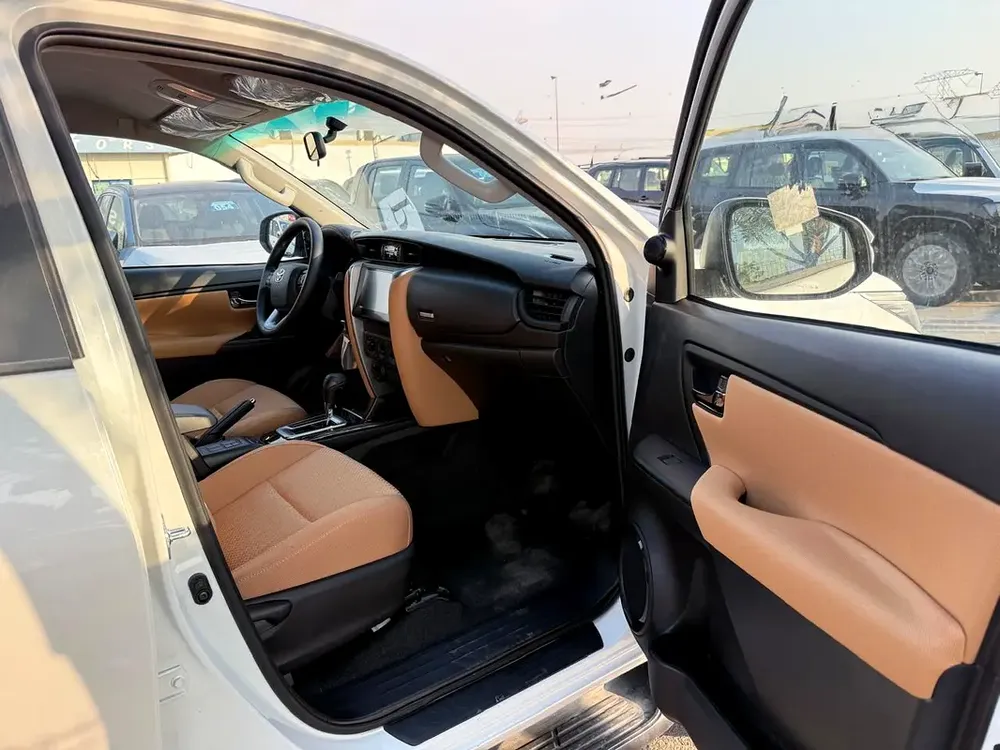 Toyota Fortuner EXR 2.4L 2026 GCC AT Diesel (Export Only) - Image 13