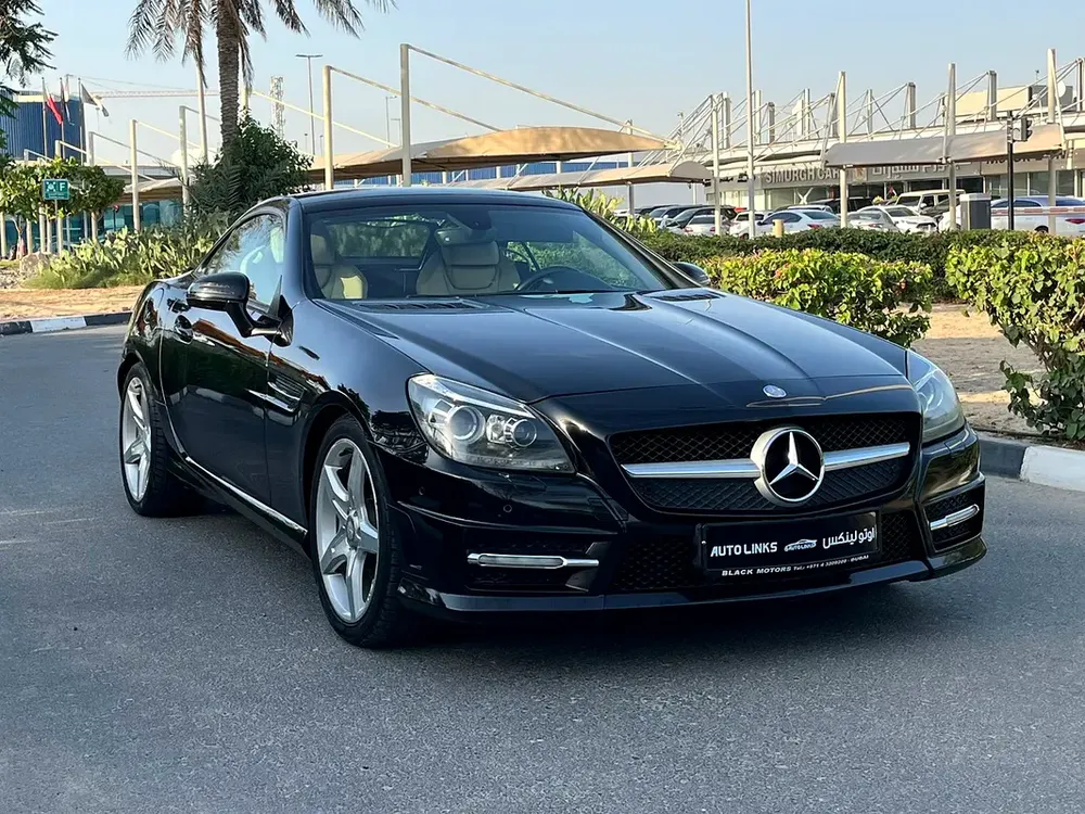 Mercedes-Benz SLK 350, 2012, GCC Specs - Image 4