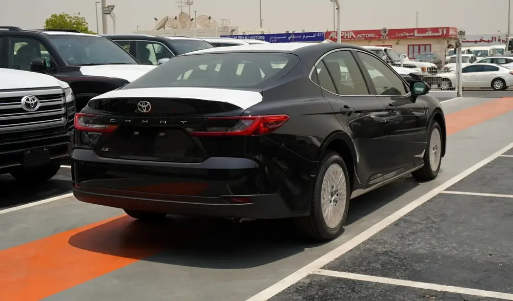 2026 TOYOTA CAMRY LE 2.5L PETROL - GCC - Image 4