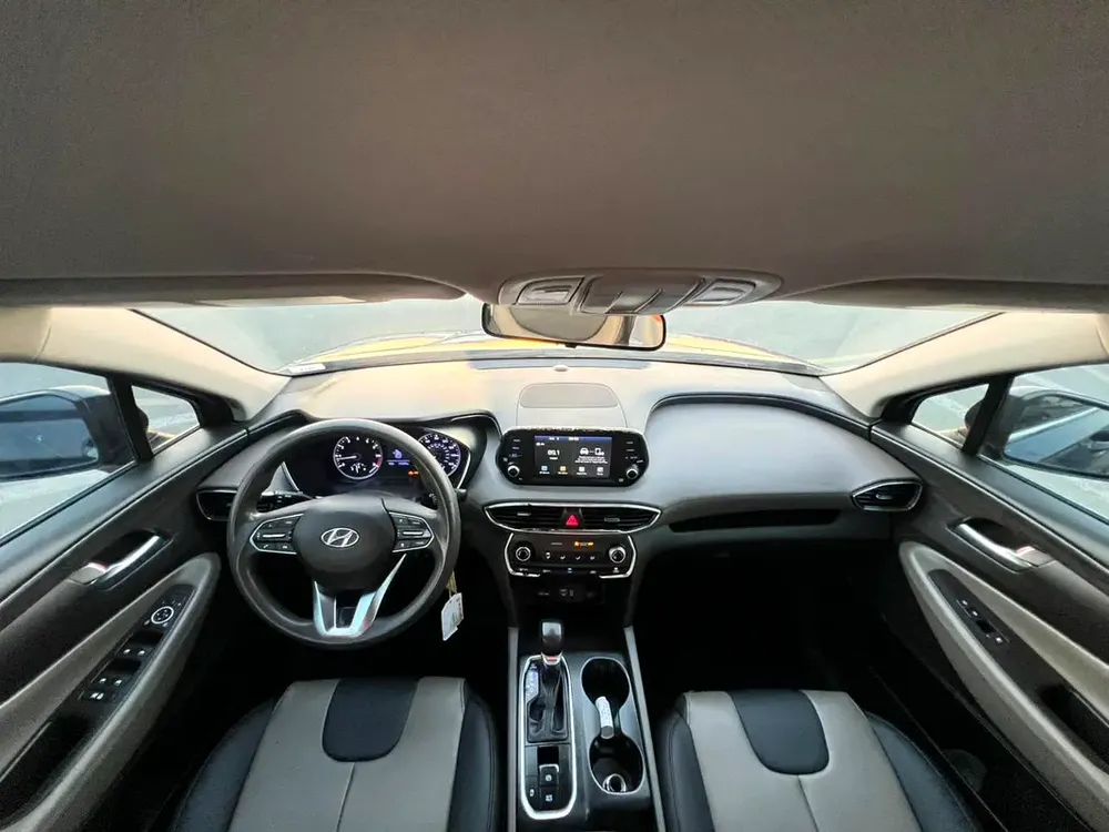 2019 Hyundai Santa Fe – 2.4L V4 – Mid Option – Leather Seats – Rear Camera** - Image 10