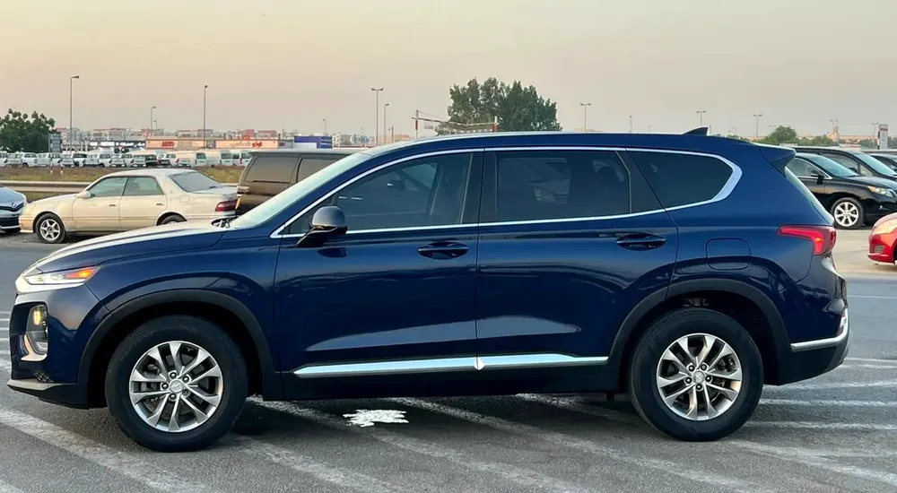 2019 Hyundai Santa Fe – 2.4L V4 – Mid Option – Leather Seats – Rear Camera** - Image 4