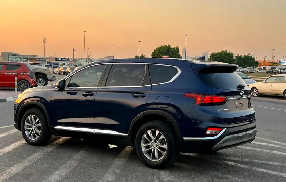 2019 Hyundai Santa Fe – 2.4L V4 – Mid Option – Leather Seats – Rear Camera** - Image 6