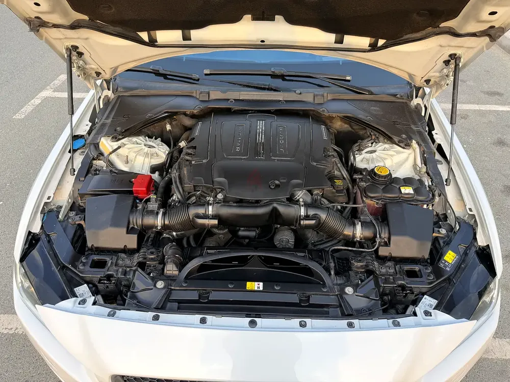 Jaguar XE 3.0 Supercharged V6 🔥 Full Service History ✅ - Image 11