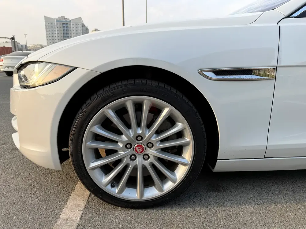 Jaguar XE 3.0 Supercharged V6 🔥 Full Service History ✅ - Image 9