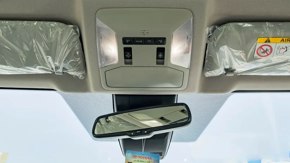 2025 Toyota Rav4 Adventure 2.5L AT Petrol (white) - Image 11