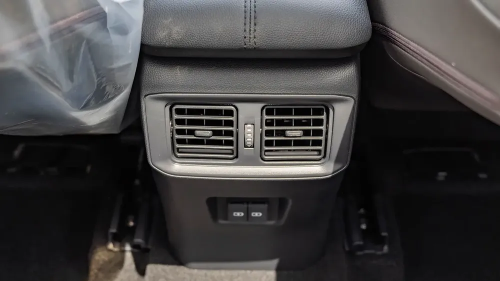 2025 Toyota Rav4 Adventure 2.5L AT Petrol (white) - Image 15