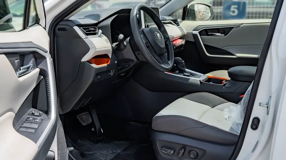 2025 Toyota Rav4 Adventure 2.5L AT Petrol (white) - Image 7