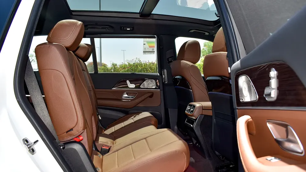 Mercedes-Benz AMG GLS450 SUV | New Facelift | GCC | 2024, 7 Seaters 3 Years Gargash Auto Warranty - Image 11
