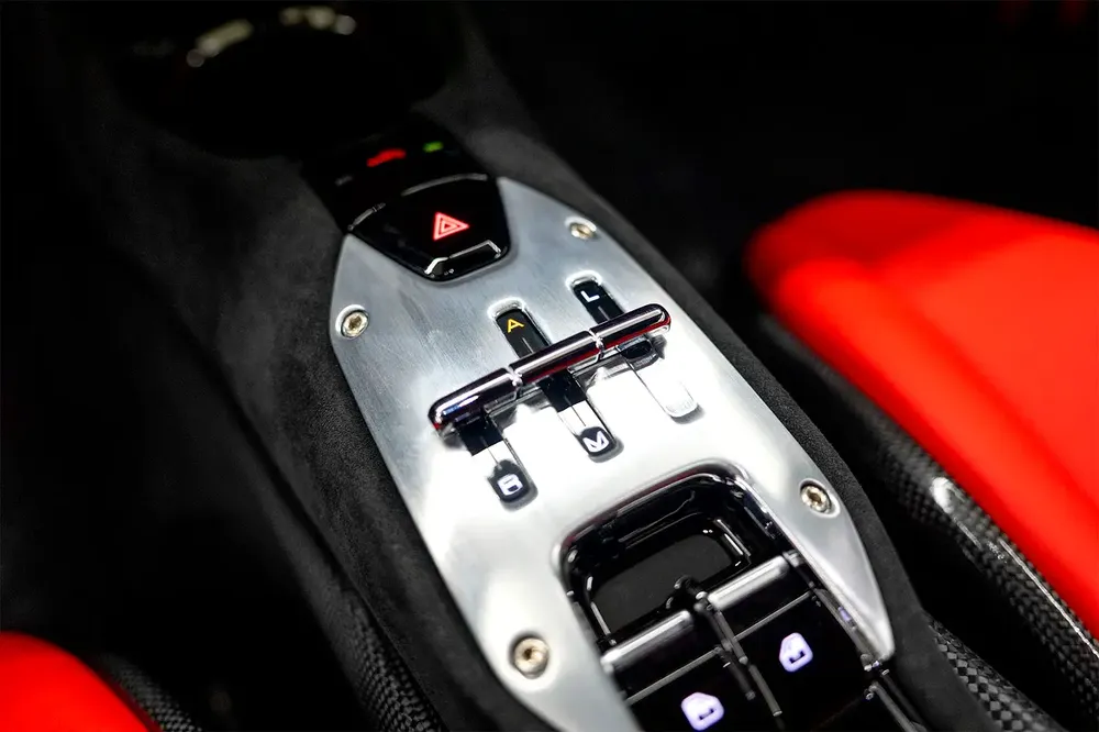Ferrari SF90 Stradale - GCC Spec - Warranty and Lease to Own Available - Image 18