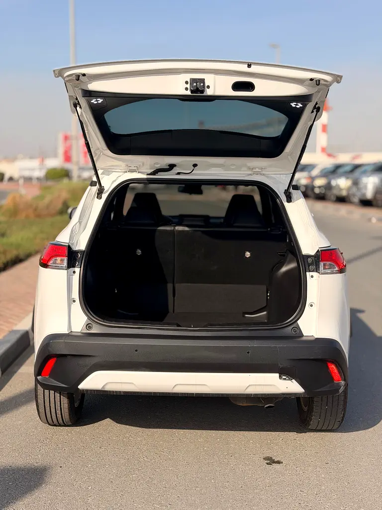 Toyota Corolla Cross 2022,  - FULL OPTION ( 2.0) - 4 Cylinder - Image 15