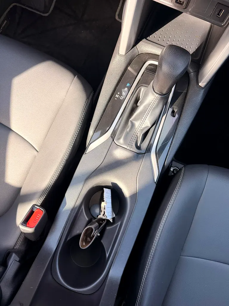 Toyota Corolla Cross 2022,  - FULL OPTION ( 2.0) - 4 Cylinder - Image 5