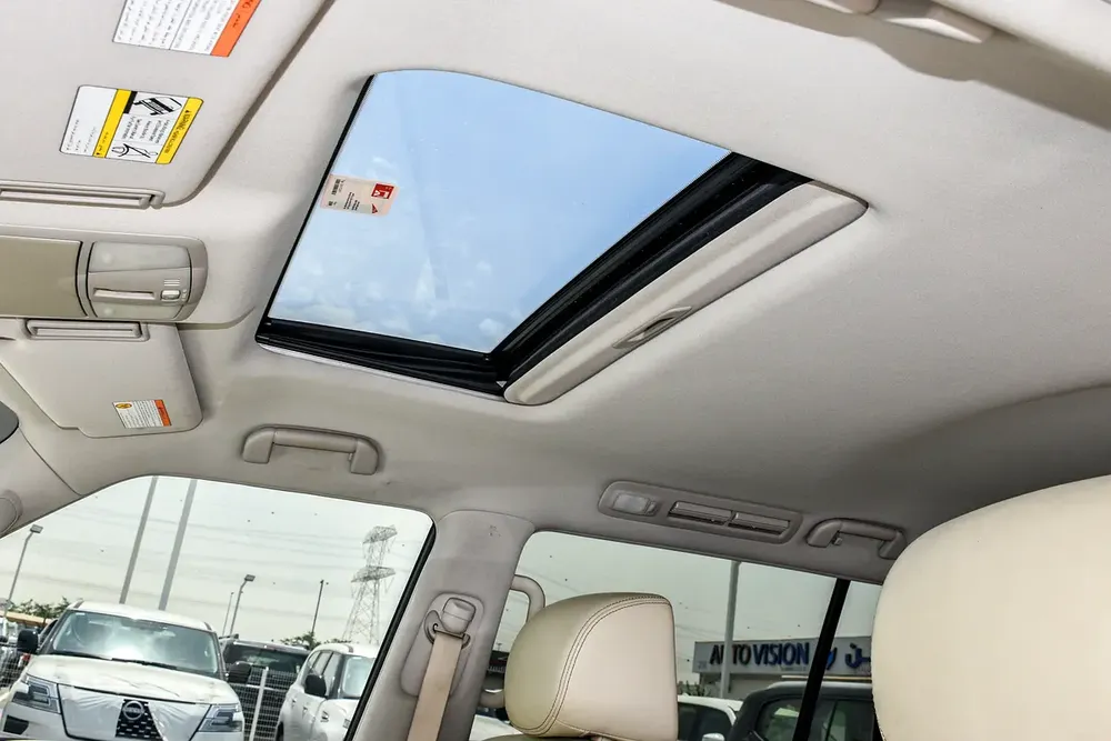 Nissan Patrol LE Platinum 2014, original paint - Image 5