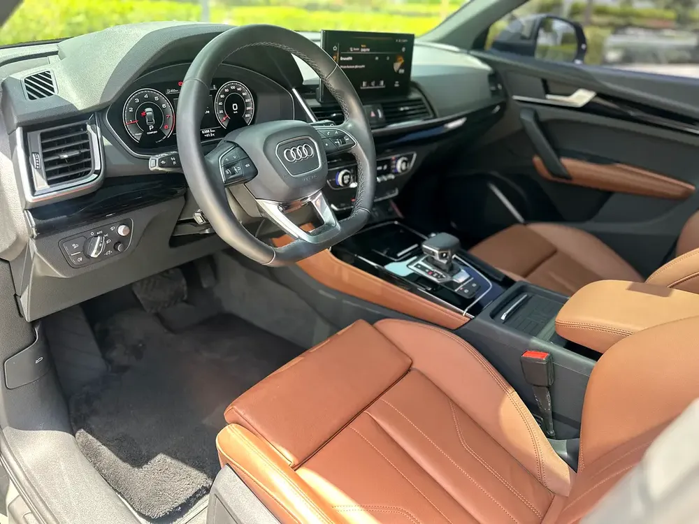 Stunning Audi Q5 Quattro Under warranty service package - Image 7