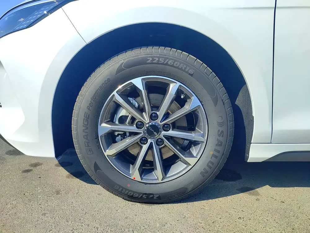 BYD DESTROYER 05 1.5L ||  Plug-In Hybrid || Export Only - Image 6