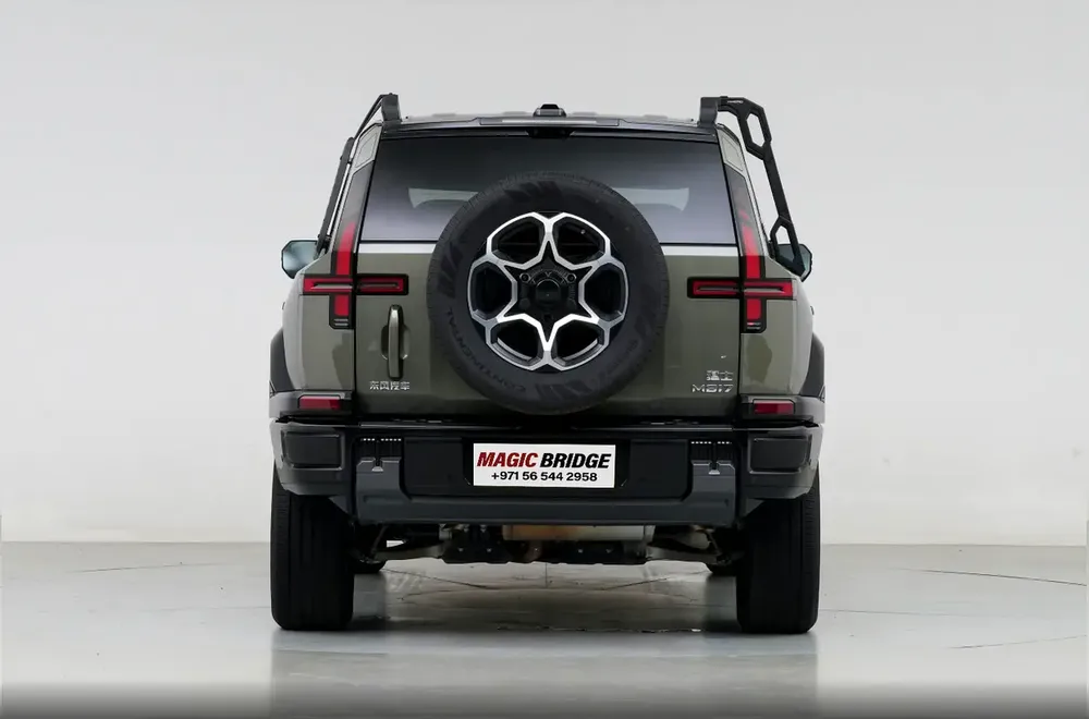 Dongfeng MHERO 817 GCC PHEV 2 Motors Version - Image 6