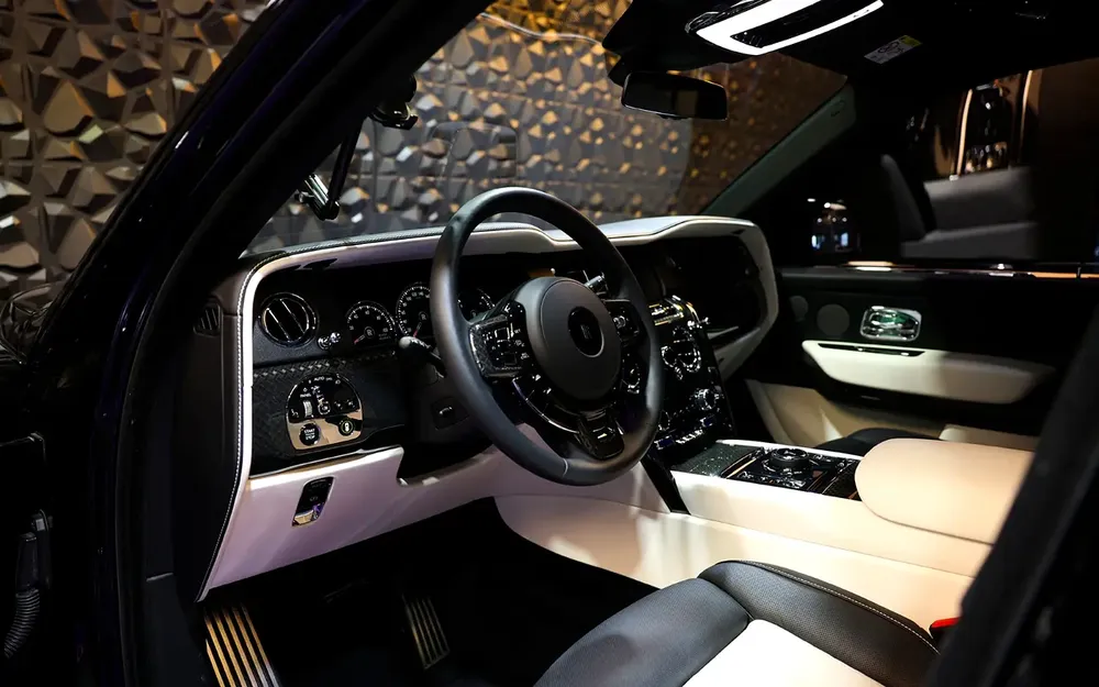 Rolls-Royce Cullinan 2019 - Impeccable Luxury SUV - Image 12
