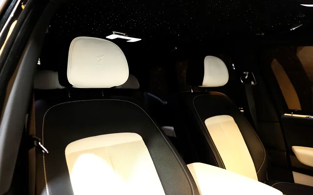 Rolls-Royce Cullinan 2019 - Impeccable Luxury SUV - Image 8