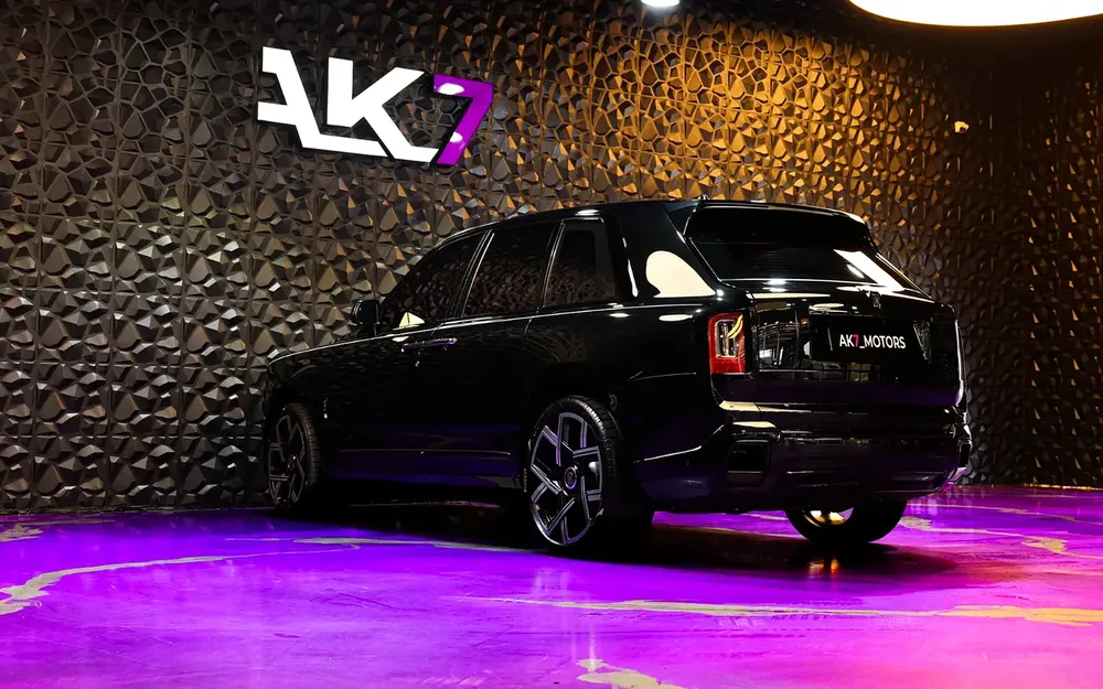 Rolls-Royce Cullinan 2019 - Impeccable Luxury SUV - Image 9