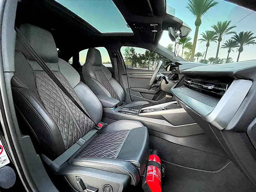 AED 2,550 P.M | Audi S3 | S-LINE | FULL SERVICE HISTORY | 2024 | GCC | ORIGINAL PAINT | 0% DOWNPAYME - Image 11