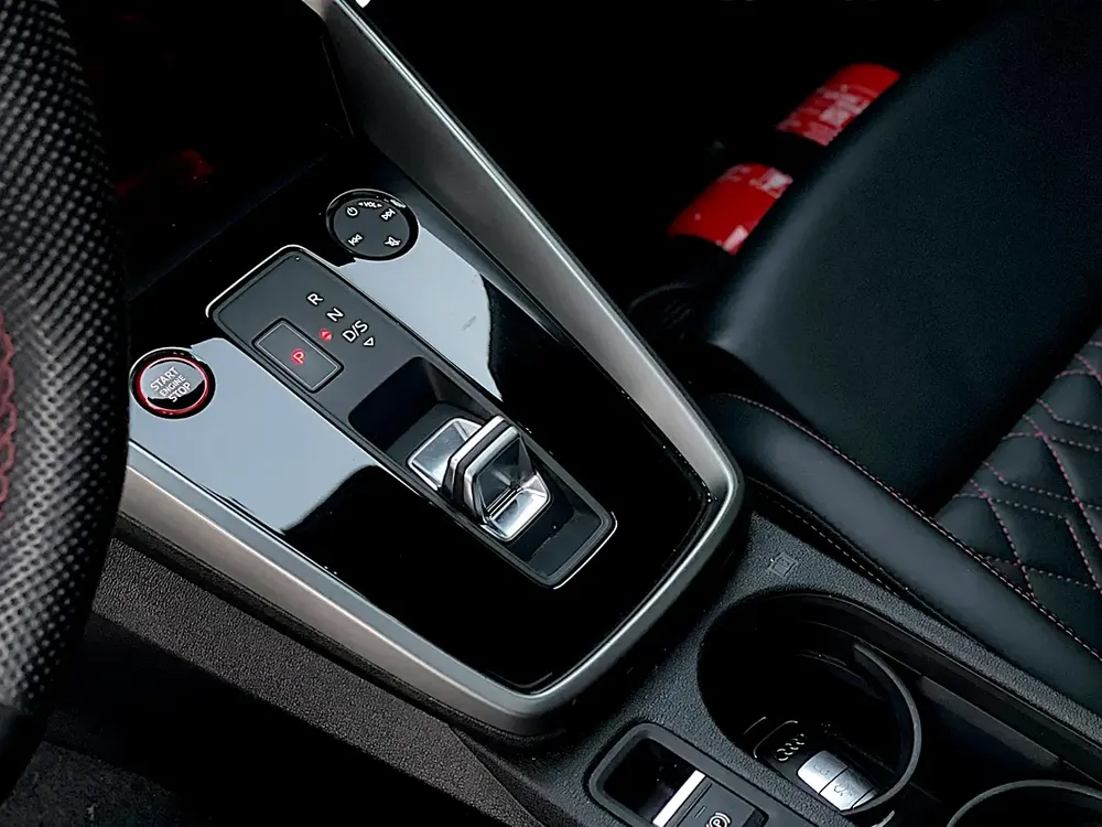 AED 2,550 P.M | Audi S3 | S-LINE | FULL SERVICE HISTORY | 2024 | GCC | ORIGINAL PAINT | 0% DOWNPAYME - Image 8