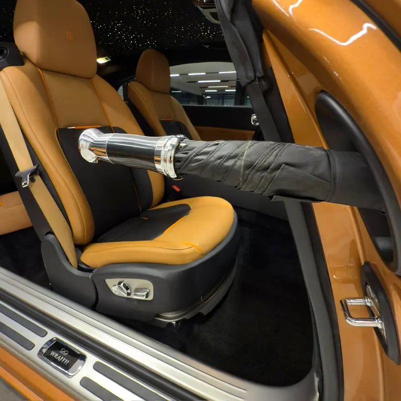 Rolls-Royce Wraith Black Badge 2018 - GCC Specs - Impeccable Condition - Image 14