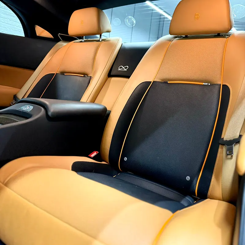 Rolls-Royce Wraith Black Badge 2018 - GCC Specs - Impeccable Condition - Image 15