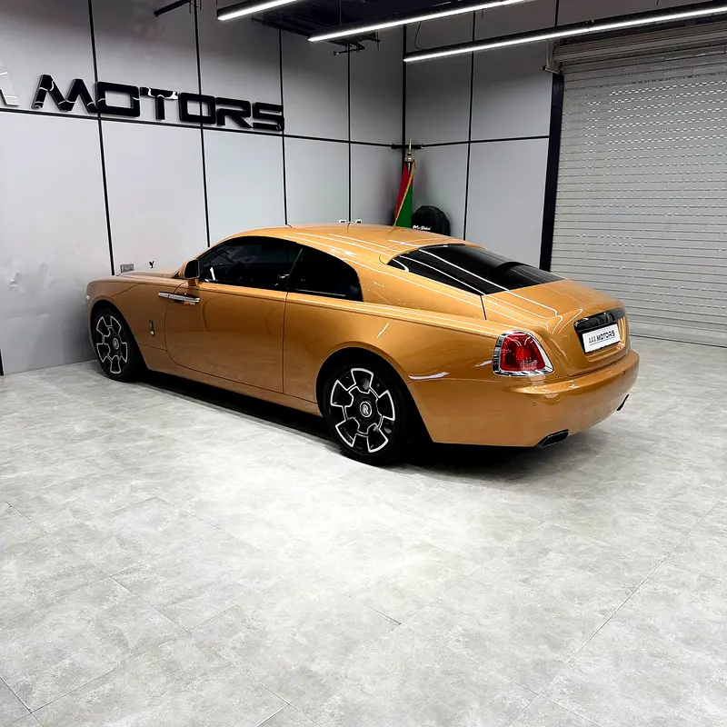 Rolls-Royce Wraith Black Badge 2018 - GCC Specs - Impeccable Condition - Image 6