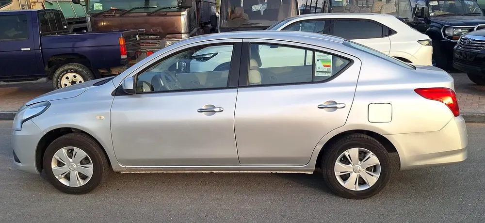 NISSAN SUNNY 2019 - Image 14