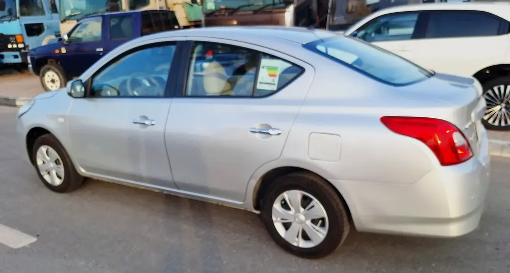 NISSAN SUNNY 2019 - Image 4