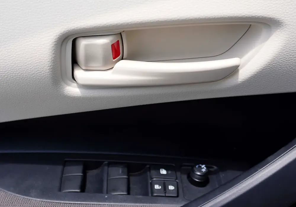 2025 MODEL TOYOTA-COROLLA 2.0L XLI - Image 9