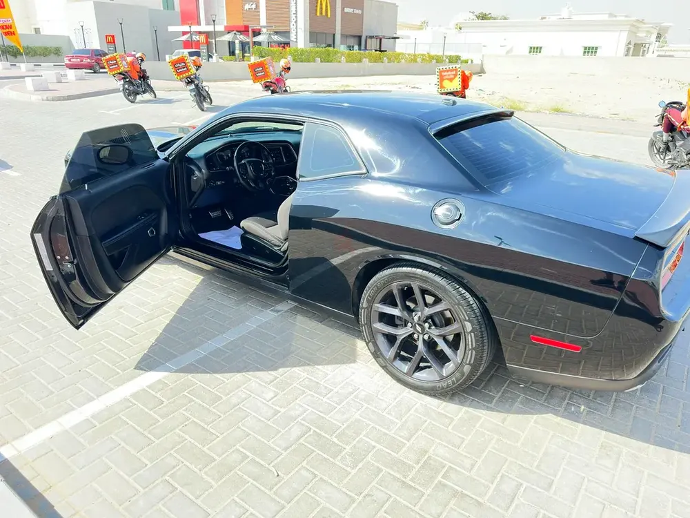 Dodge Challenger R/T 2019 American Specs - Immaculate Condition - Image 7