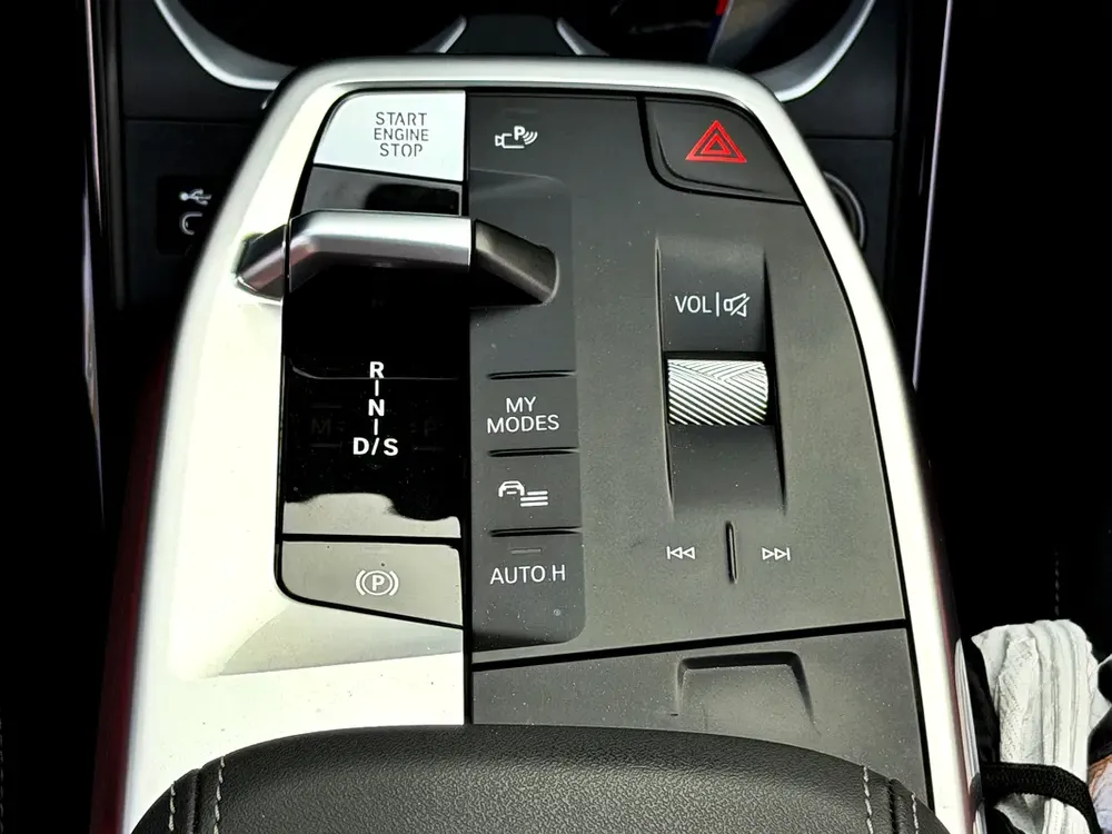 BMW X1 M20 X-DRIVE / 2029 WARRANTY SERVICE - Image 18
