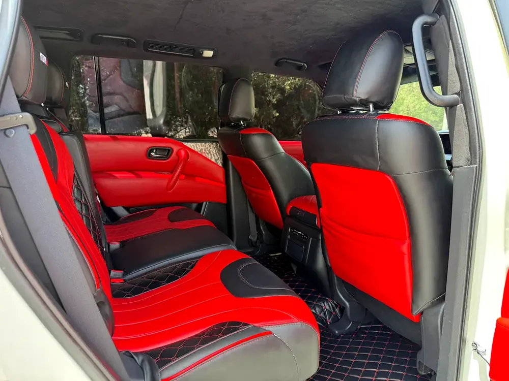 Nissan Patrol SE converted into nismo inside outside very low milage single handed used 1st owner - Image 6
