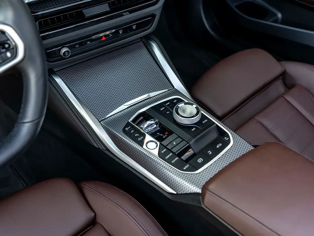 0% DOWN PAYMENT | THE MAY ADVANTAGE | 420i M SPORT CONVERTIBLE | WARRANTY + SERVICE AGENCY - Image 10
