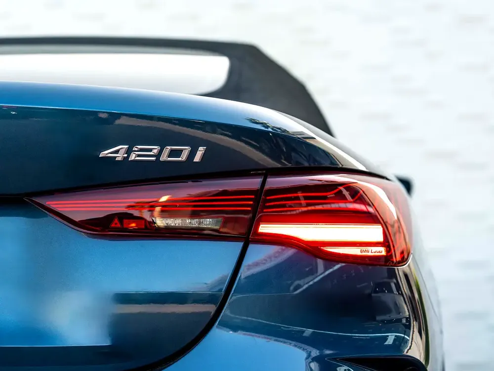 0% DOWN PAYMENT | THE MAY ADVANTAGE | 420i M SPORT CONVERTIBLE | WARRANTY + SERVICE AGENCY - Image 6