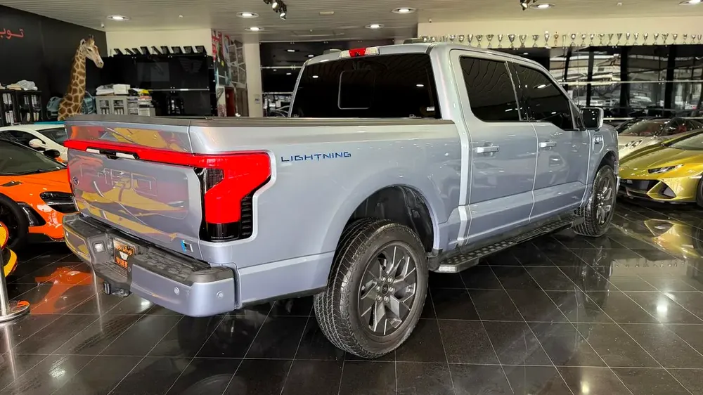 FORD F-150 LIGHTNING LARIAT ,EV, NO ACCIDENT, NO PAINT - Image 10
