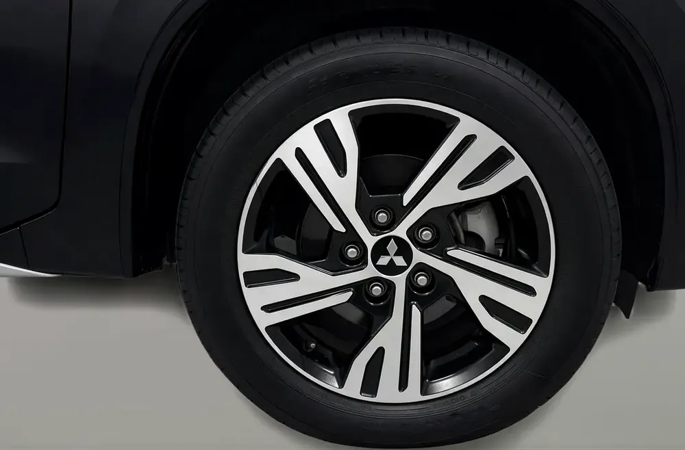 AED 622/m | 0 DP | Free 3 Months Warranty | Service History | 30D Return | MITSUBISHI XPANDER 2021 - Image 12