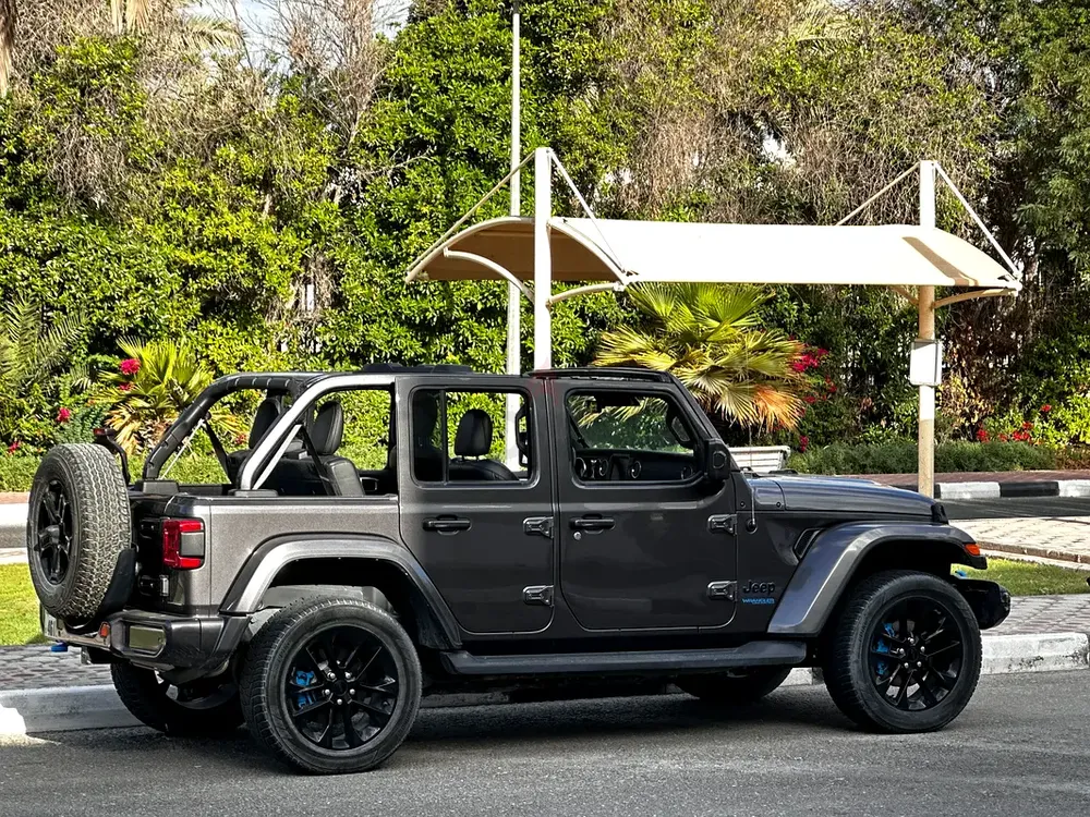 Jeep Wrangler 4xe Sahara 2021 | Canadian Specs | Plug-in Hybrid - Image 5