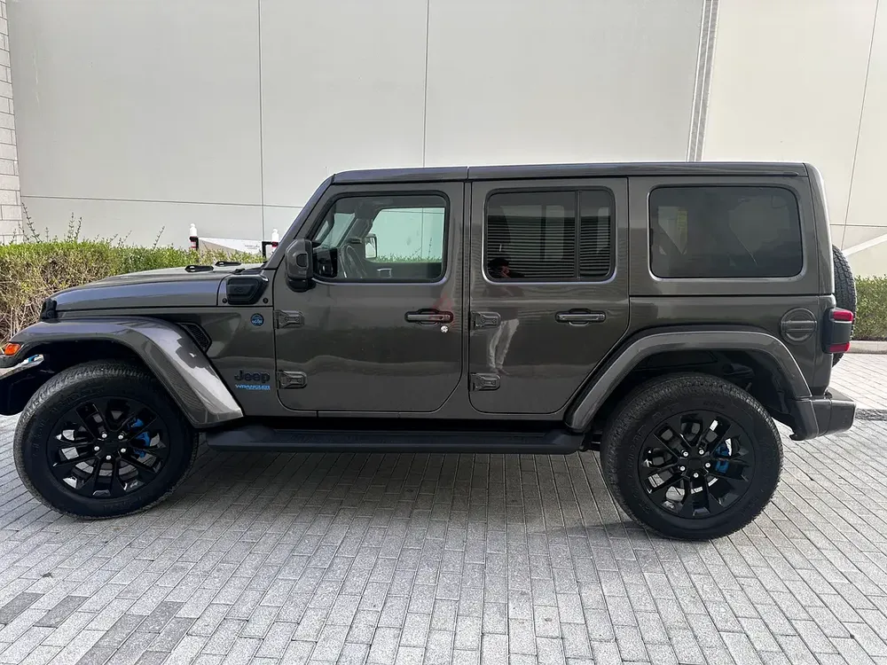 Jeep Wrangler 4xe Sahara 2021 | Canadian Specs | Plug-in Hybrid - Image 6